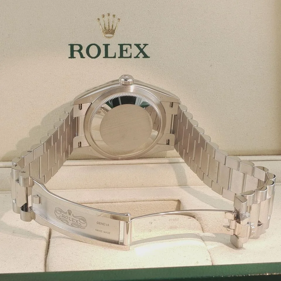 Super Clone Rolex Day-Date Turquoise Diamond Dial 128236-0011 36 mm – Swiss SuperClone