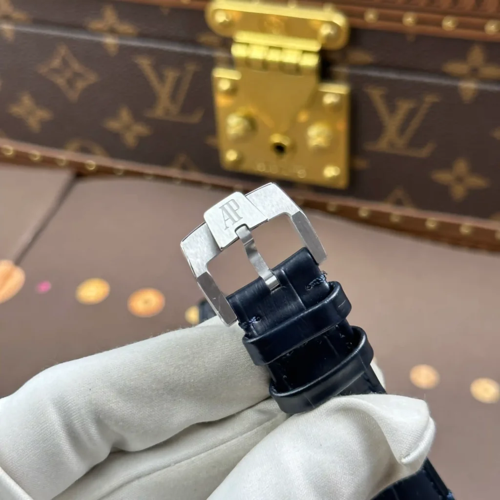 Super Clone Audemars Piguet 41mm Steel — movement / caseback view