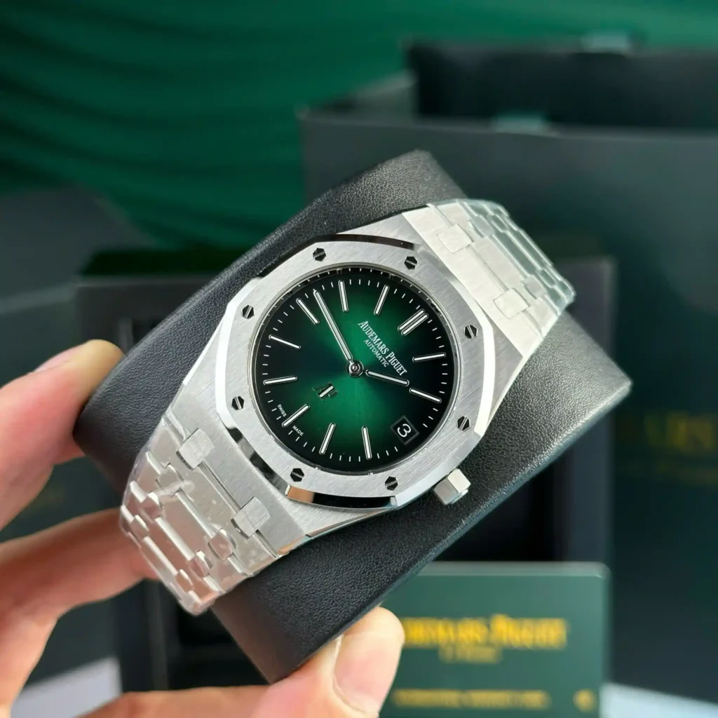 Super Clone Audemars Piguet Royal Oak 39mm Steel Bracelet Steel — bracelet detail