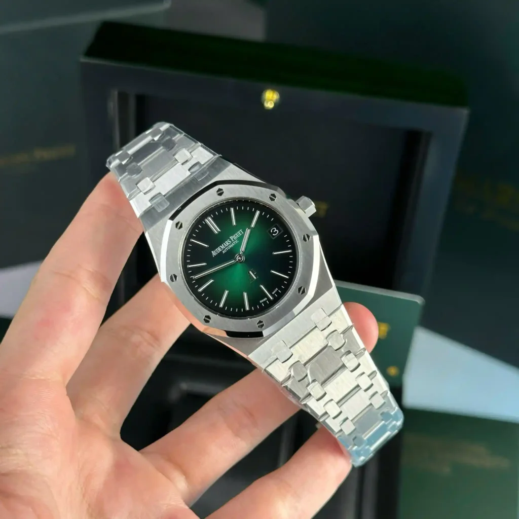 Super Clone Audemars Piguet Royal Oak 39mm Steel Bracelet Steel — side profile