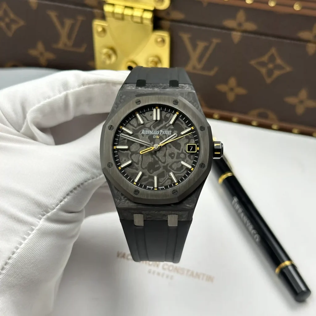 Super Clone Audemars Piguet Royal Oak 41mm Steel Bracelet Carbon — case and bezel