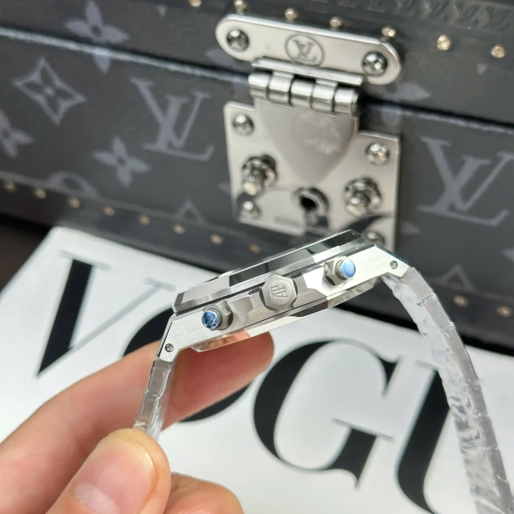 Super Clone Audemars Piguet Royal Oak 26240ST.OO.1320ST.05 41mm – VIP Verrsion — clasp and links