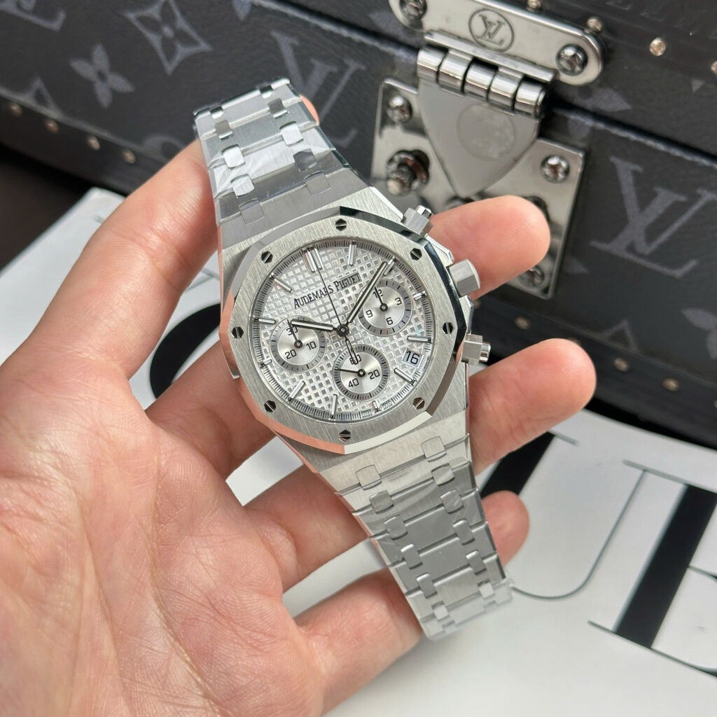 Super Clone Audemars Piguet Royal Oak 41mm Steel Bracelet Steel — dial close-up