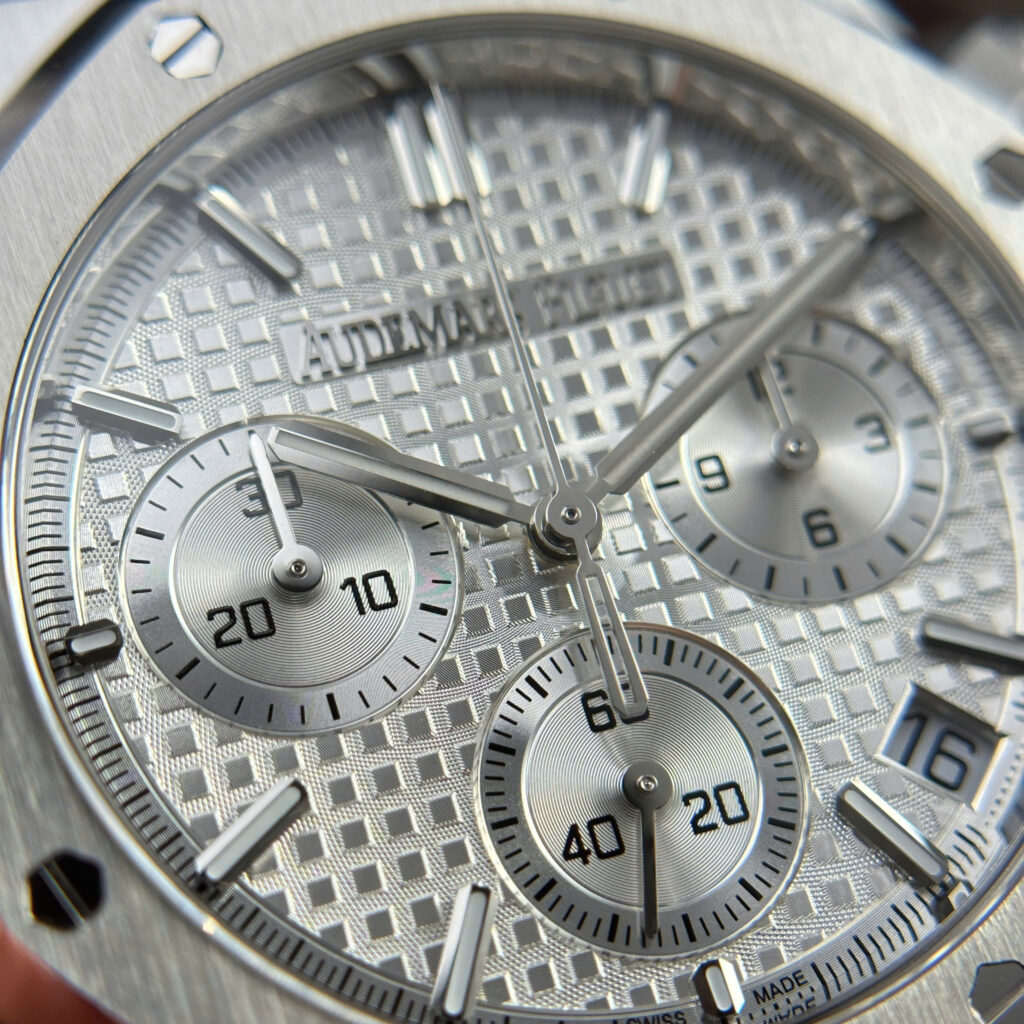 Super Clone Audemars Piguet Royal Oak 41mm Steel Bracelet Steel — side profile