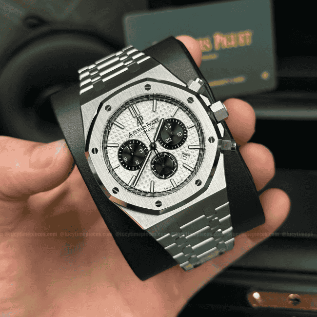 Super Clone Audemars Piguet Royal Oak Chronograph 26331ST Panda Dial Steel 41mm – — dial close-up
