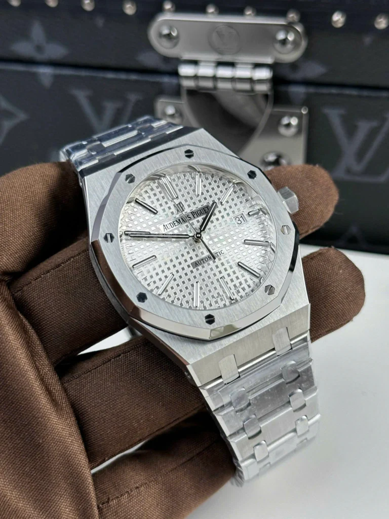 Super Clone Audemars Piguet Royal Oak 41mm Steel Bracelet Steel — bracelet detail