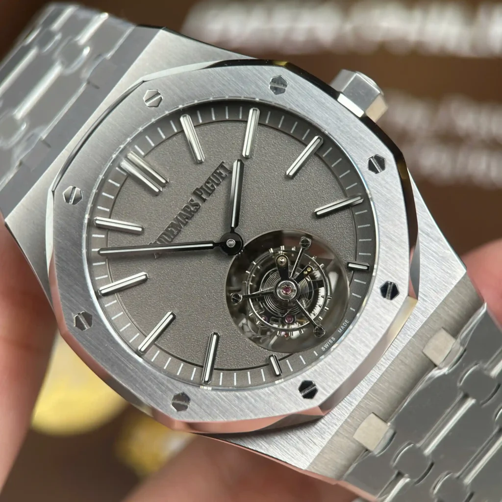 Super Clone Audemars Piguet Royal Oak Flying Tourbillon 26530TI.OO.1220TI.01 41mm – — clasp and links