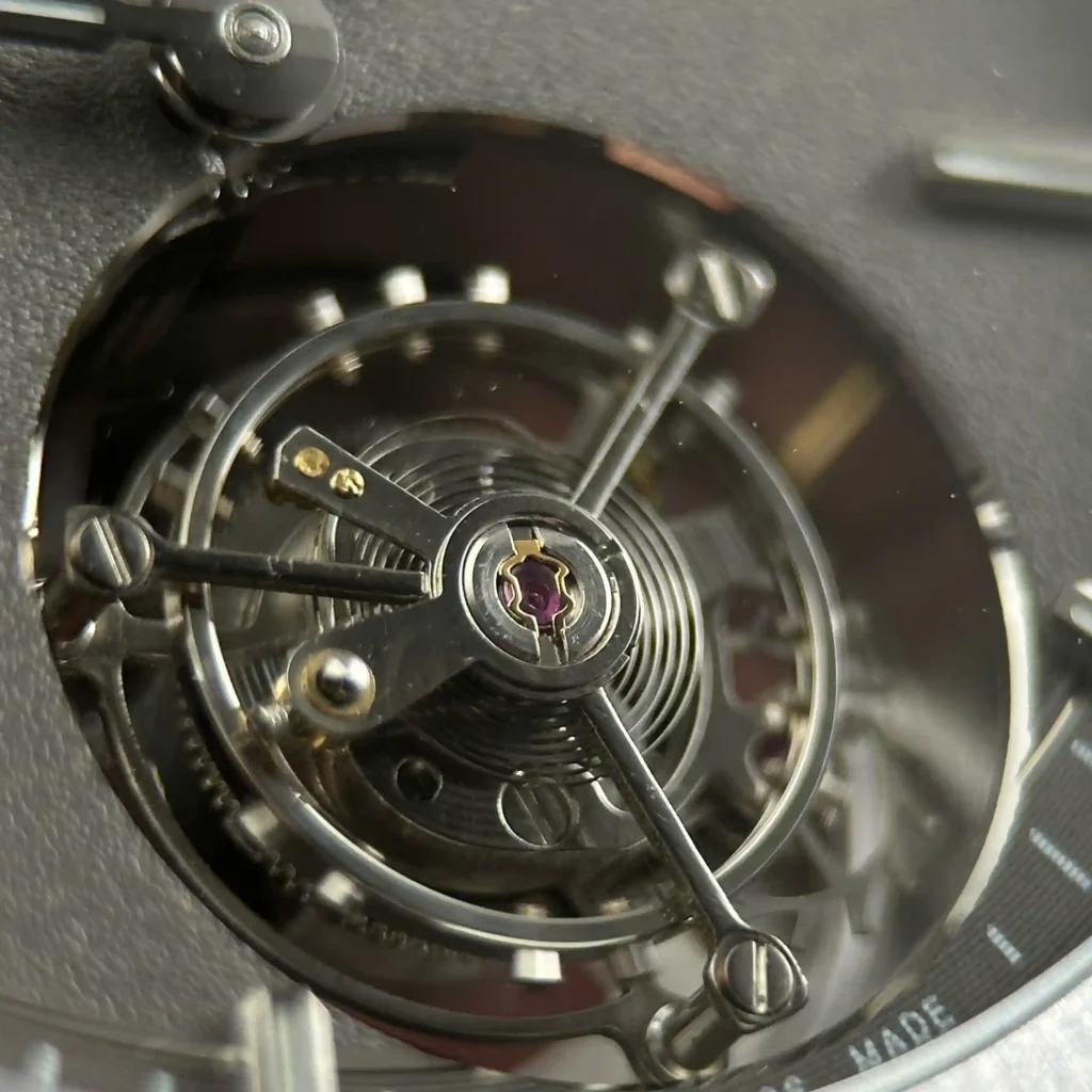 Super Clone Audemars Piguet Royal Oak Flying Tourbillon 26530TI.OO.1220TI.01 41mm – — movement / caseback view