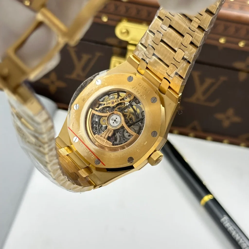 Super Clone Audemars Piguet Royal Oak Frosted Gold Double Balance Wheel Openworked 15412Ba.Yg.1224Ba.01 41mm — movement / caseback view