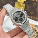 Super Clone Audemars Piguet Royal Oak Frosted Gold Selfwinding Chronograph 26239BC.GG.1224BC.02 — case and bezel