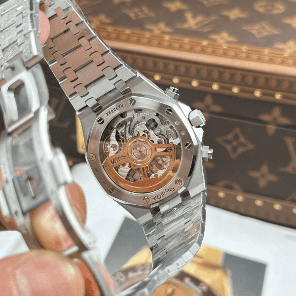 Super Clone Audemars Piguet Royal Oak Frosted Gold Selfwinding Chronograph 26239BC.GG.1224BC.02 — clasp and links