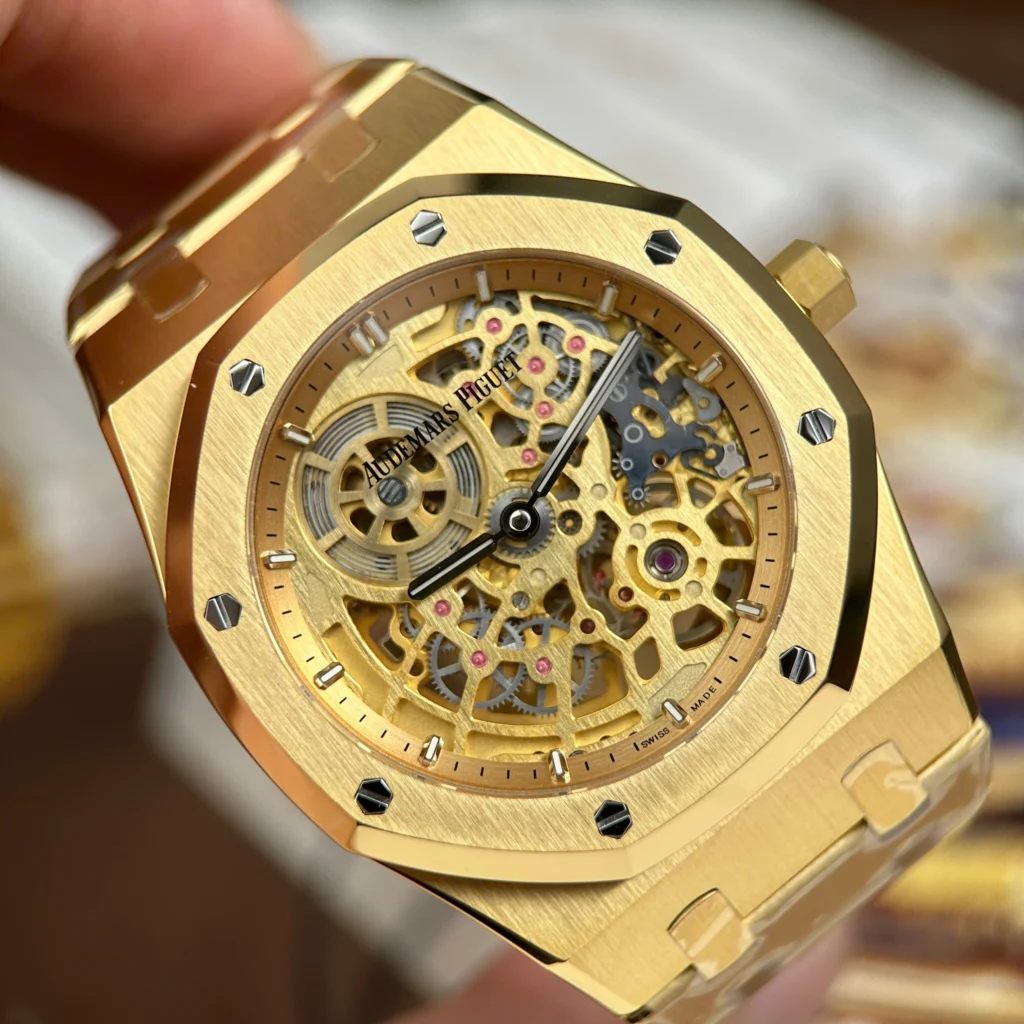 Super Clone Audemars Piguet Royal Oak Jumbo Extra-thin Openworked 16204BA.OO.1240BA.01 39mm — side profile