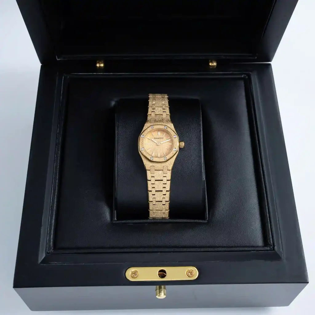 Super Clone Audemars Piguet Royal Oak Mini Frosted Gold 67630BA.GG.1312BA.01 — dial close-up