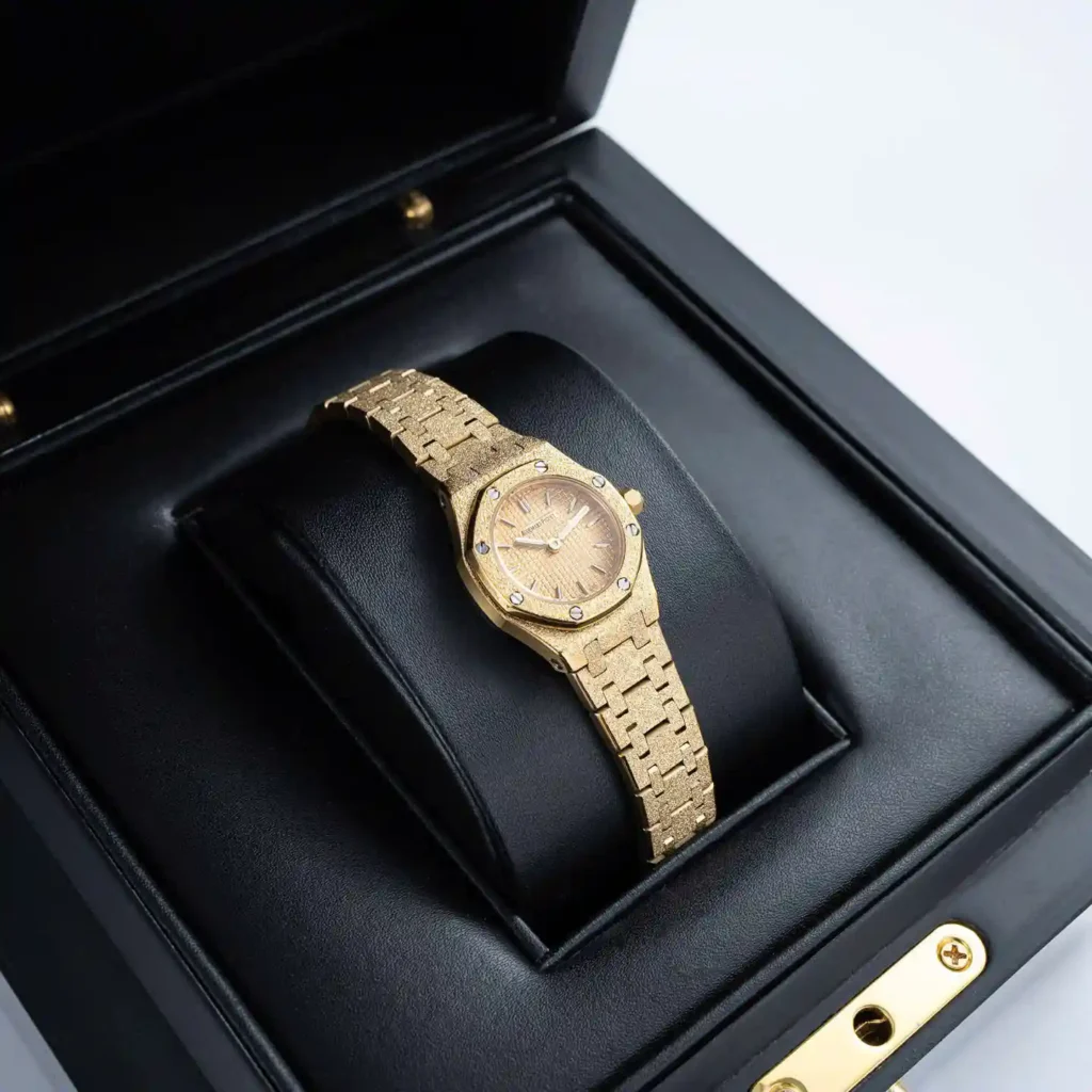 Super Clone Audemars Piguet Royal Oak Mini Frosted Gold 67630BA.GG.1312BA.01 — case and bezel