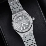 Super Clone Audemars Piguet Royal Oak Mini Frosted Gold 67630BC.GG.1312BC.01 – — clasp and links