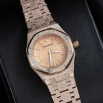 Super Clone Audemars Piguet Royal Oak Mini Frosted Gold 67630OR.GG.1312OR.01 – — clasp and links