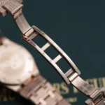 Super Clone Audemars Piguet Royal Oak Mini Frosted Gold 67630OR.GG.1312OR.01 – — movement / caseback view