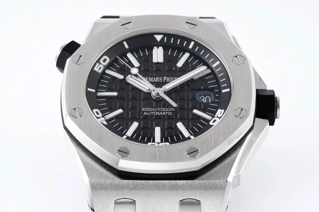 Super Clone Audemars Piguet Royal Oak Offshore 15710ST 42mm Black Dial – — side profile