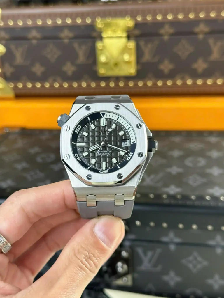 Super Clone Audemars Piguet Royal Oak Offshore Diver 15720ST 42mm Grey Dial – — side profile