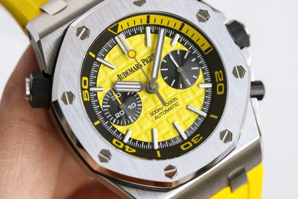 Super Clone Audemars Piguet Royal Oak Offshore Diver Chronograph in Yellow 26703ST 42mm — bracelet detail
