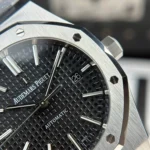 Super Clone Audemars Piguet Royal Oak Selfwinding 15400ST.OO.1220ST.01.A 41mm — on leather display