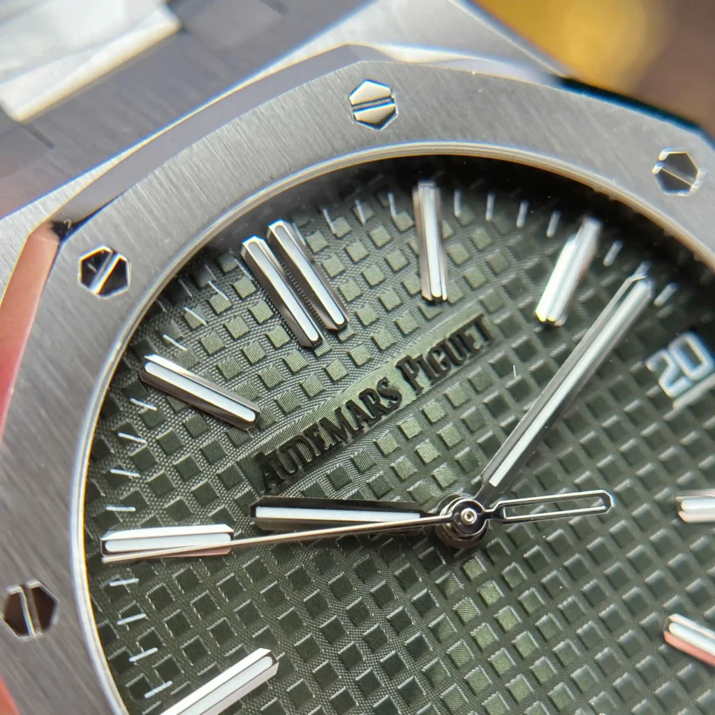 Super Clone Audemars Piguet Royal Oak 41mm Steel Bracelet Steel — clasp and links