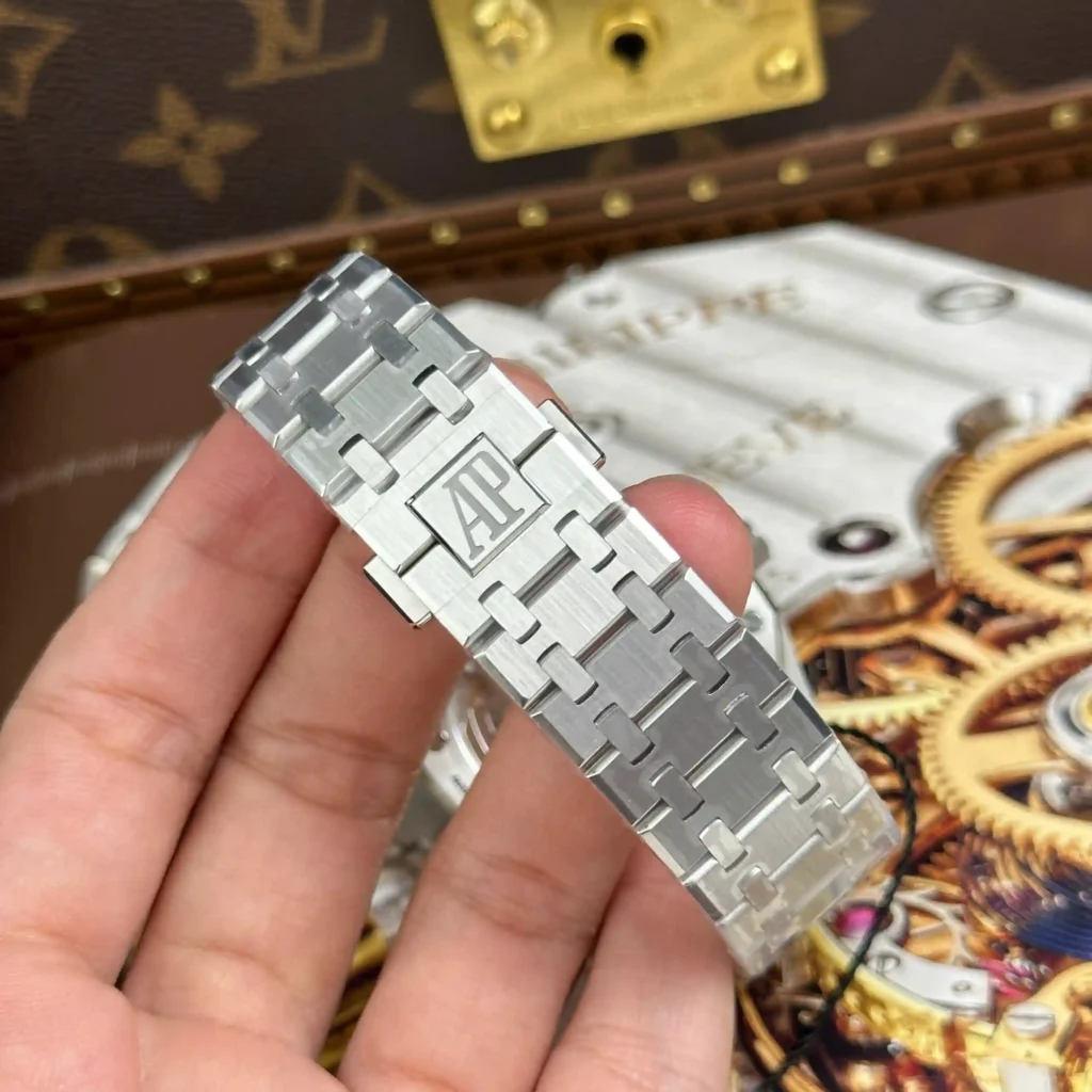 Super Clone Audemars Piguet Royal Oak Selfwinding Special Edition 15510BC.OO.1320BC.02 41mm — view 10