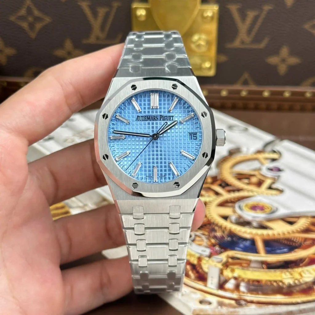 Super Clone Audemars Piguet Royal Oak Selfwinding Special Edition 15510BC.OO.1320BC.02 41mm — case and bezel