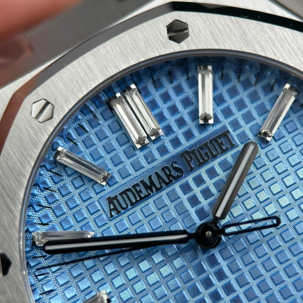Super Clone Audemars Piguet Royal Oak Selfwinding Special Edition 15510BC.OO.1320BC.02 41mm — bracelet detail