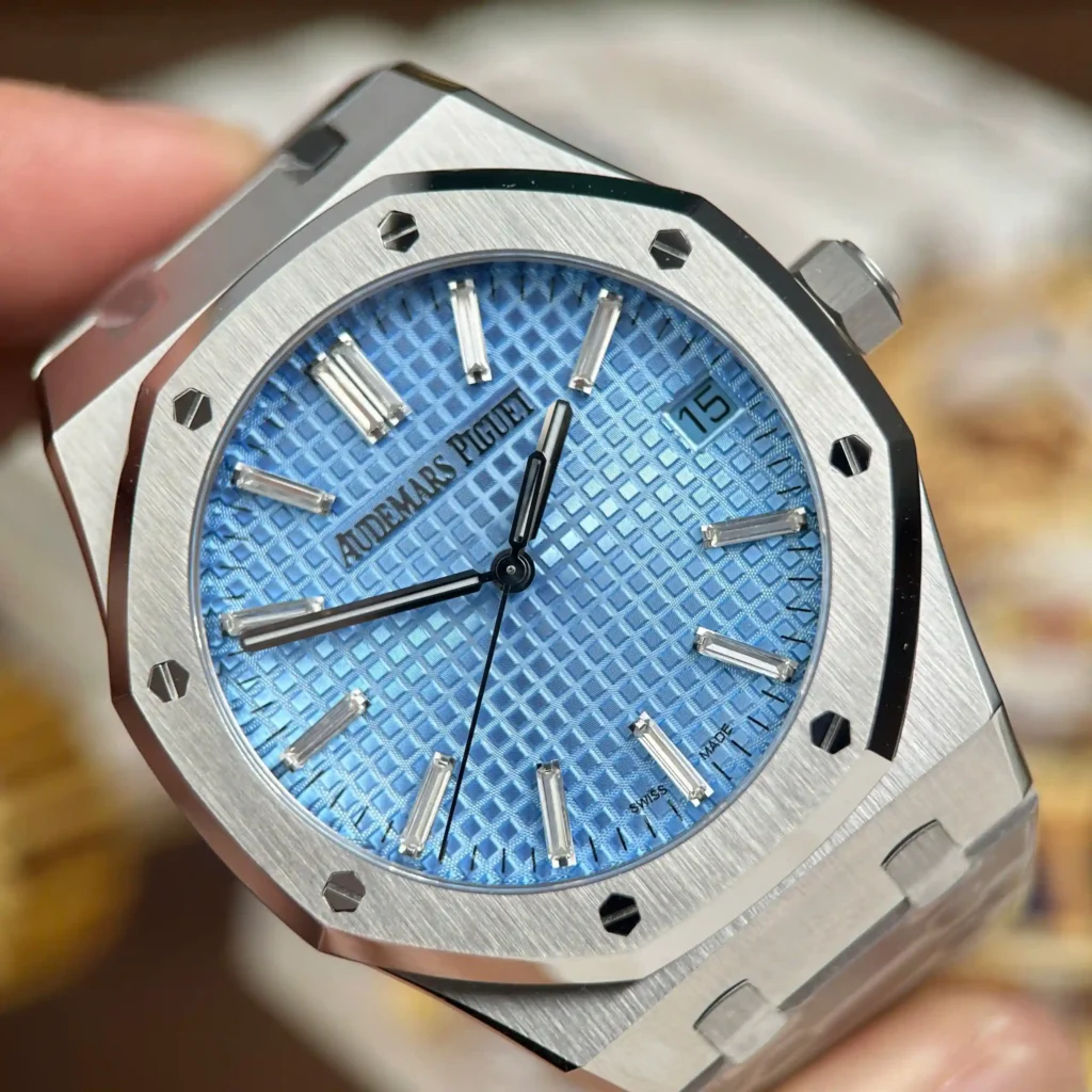 Super Clone Audemars Piguet Royal Oak Selfwinding Special Edition 15510BC.OO.1320BC.02 41mm — clasp and links