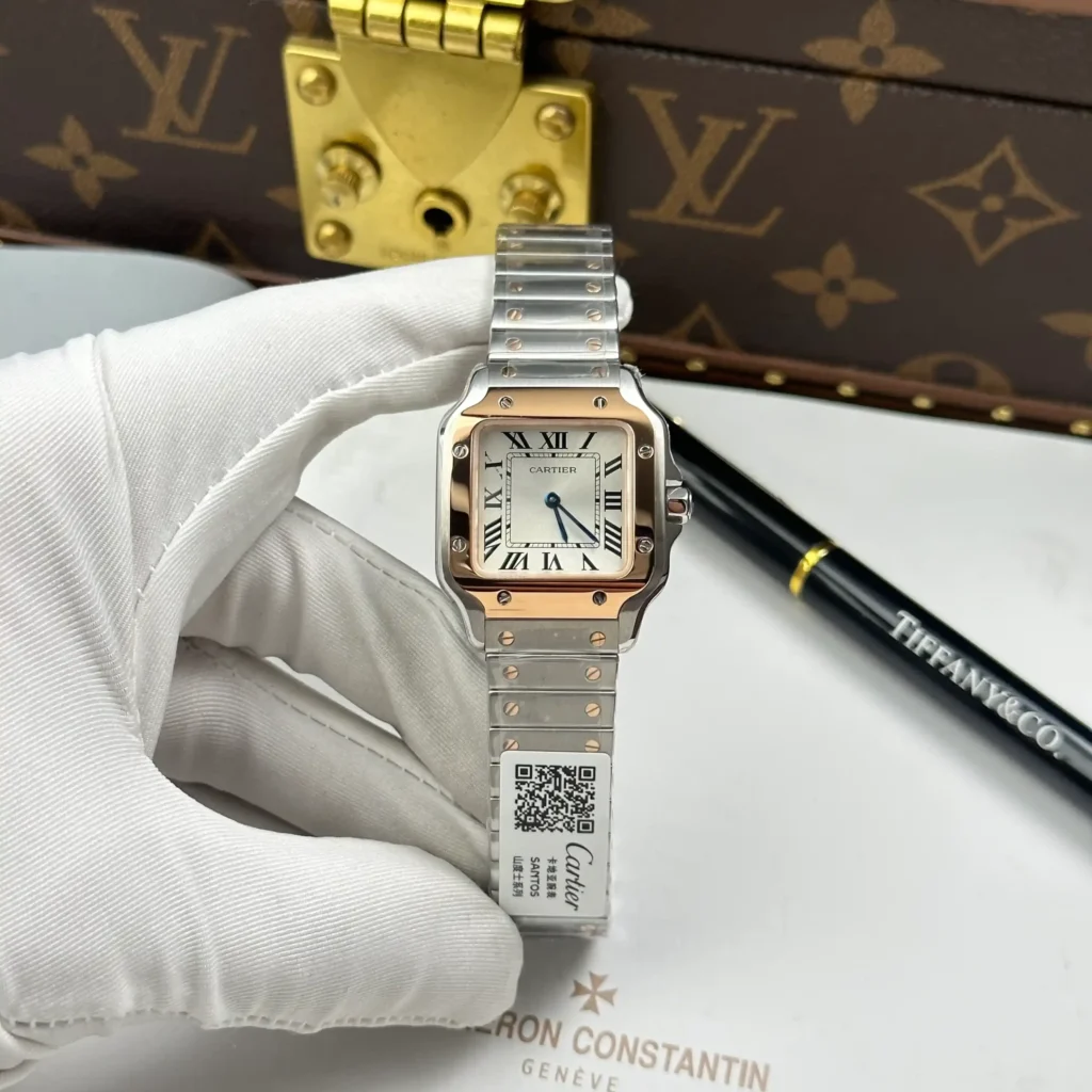 Super Clone Cartier Santos De Cartier Small Model Demi Rose Gold – — dial close-up