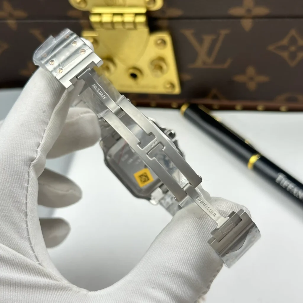 Super Clone Cartier Santos De Cartier Small Model Demi Rose Gold – — movement / caseback view
