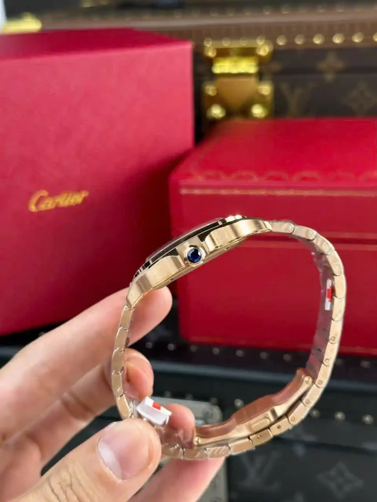 Super Clone Cartier Santos de Cartier WGSA0018 39.8mm – — movement / caseback view