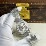 Super Clone Chopard Alpine Eagle 298600-3014 42mm – — movement / caseback view