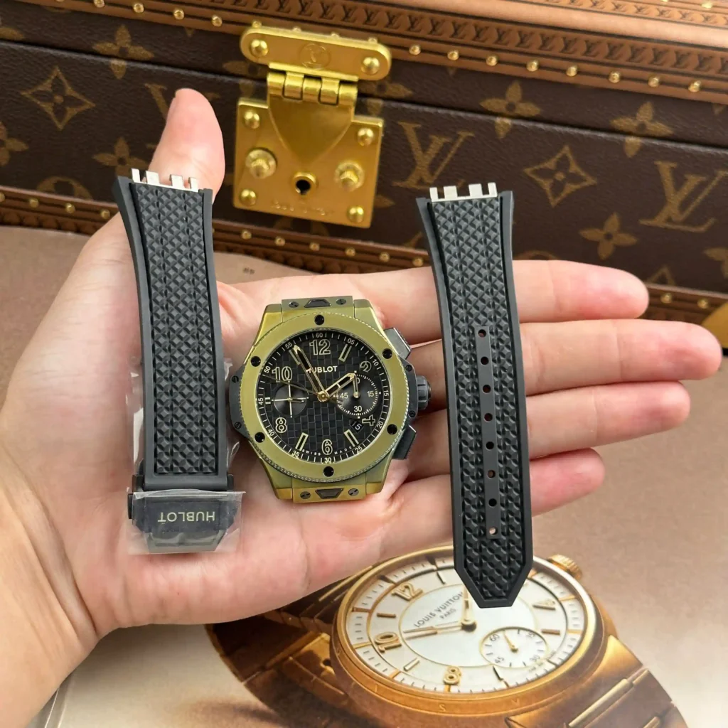 Super Clone Hublot Big Bang 20th Anniversary Red Magic Watch 431.CF.1313.RX 43mm — dial close-up