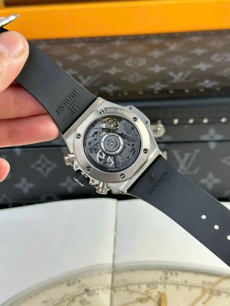 Super Clone Hublot Big Bang 42mm Rubber Strap Titanium — movement / caseback view