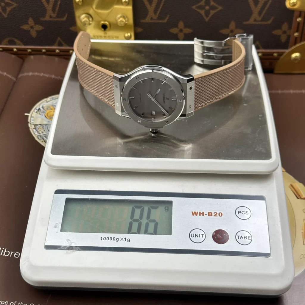 Super Clone Hublot Classic Fusion 42mm Sundunt Dial Titanium — dial close-up