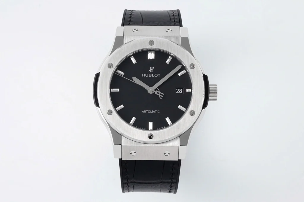 Super Clone Hublot Classic Fusion 542.NX.1171.LR 42mm Black Dial — dial close-up