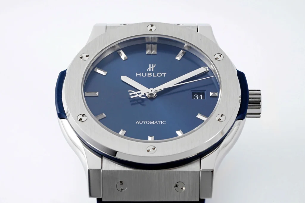 Super Clone Hublot Classic Fusion 542.NX.7170.LR 41mm Blue Dial – — clasp and links