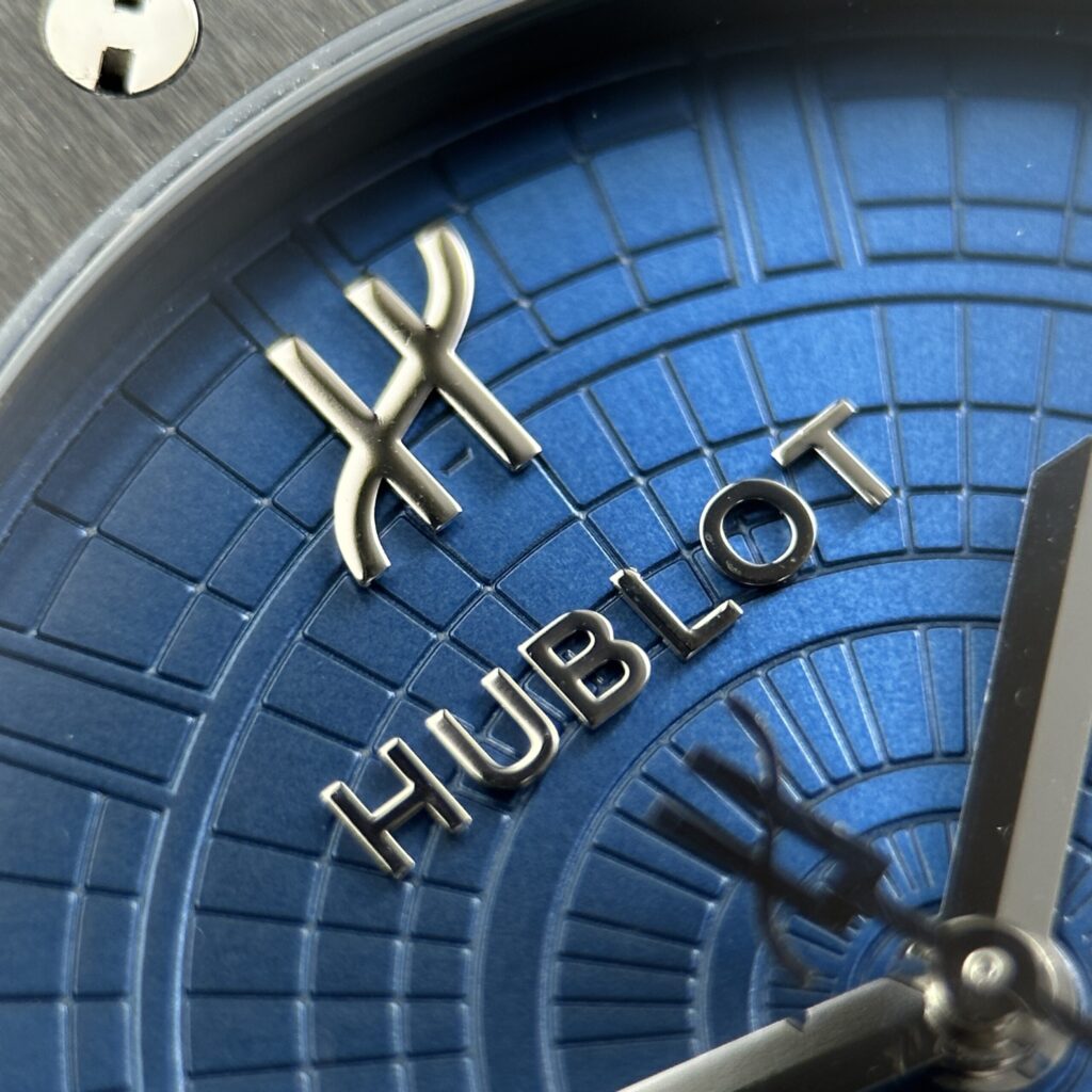 Super Clone Hublot Classic Fusion 42mm Leather Strap Ceramic — side profile