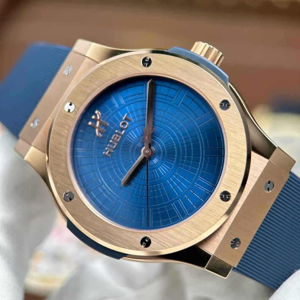 Super Clone Hublot Classic Fusion Boutique Pisa 1940 Edition Titanium King Gold 42mm — bracelet detail