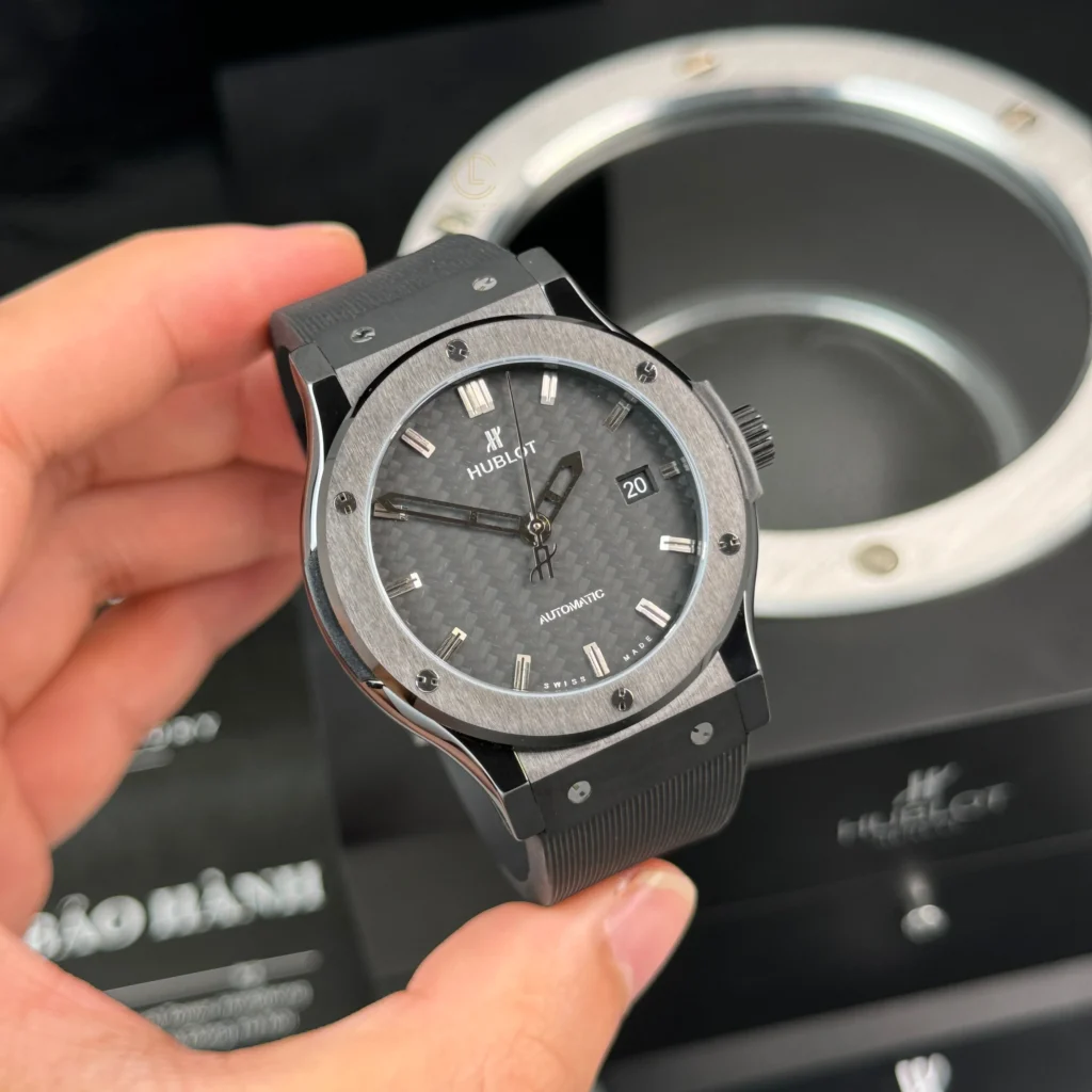 Super Clone Hublot Classic Fusion Ceramic Black 42mm Carbon Dial JJZ Base — dial close-up