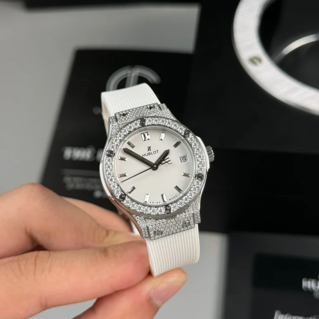 Super Clone Hublot Classic Fusion Diamonds Moissanite Pave 33mm White Dial – Handcrafted Diamod — case and bezel