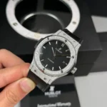 Super Clone Hublot Classic Fusion Diamonds Moissanite Pave 42mm Dial Black – Customize Diamod — case and bezel