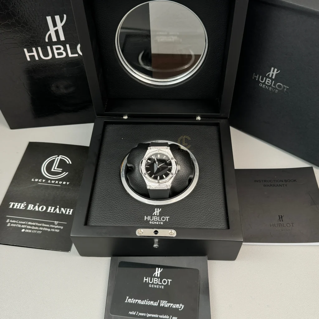 Super Clone Hublot Classic Fusion 40mm Leather Strap Steel — movement / caseback view