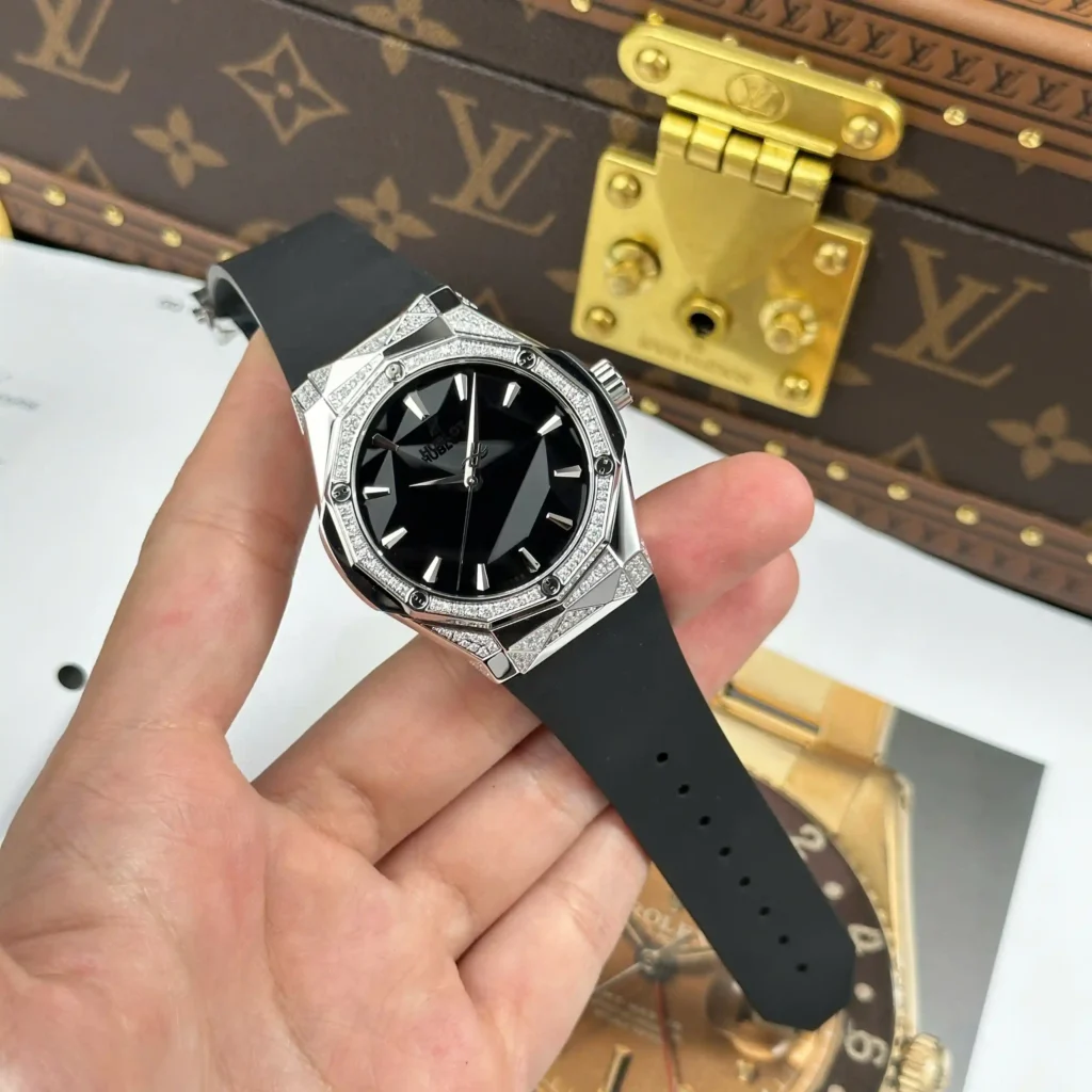 Super Clone Hublot Classic Fusion 40mm Leather Strap Steel — dial close-up