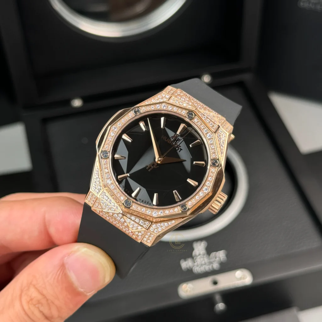 Super Clone Hublot Classic Fusion Orlinski King Gold 550.OS.1800.RX.1604.ORL19 Zicron Pave 40mm — dial close-up