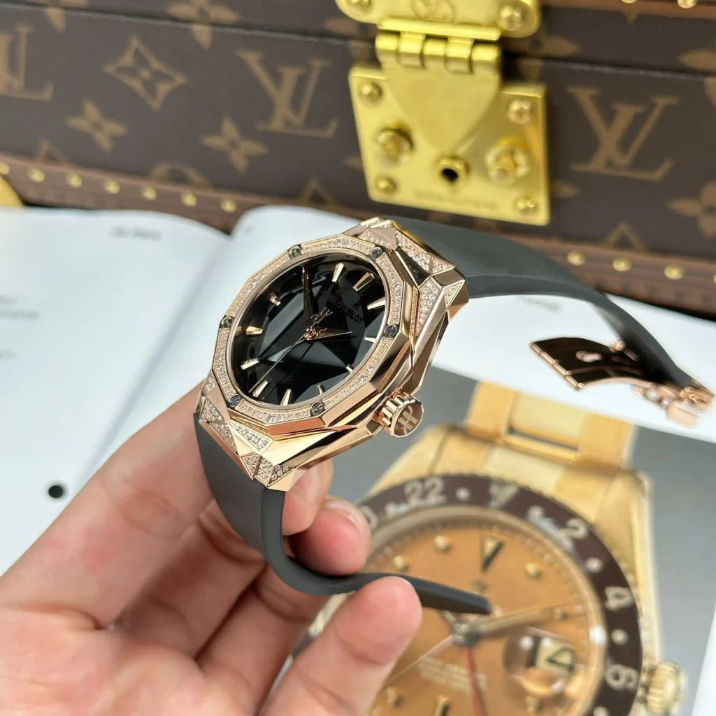 Super Clone Hublot Classic Fusion Orlinski King Gold Alternative Pavé 550.OS.1800.RX.1804.ORL19 40mm – — bracelet detail