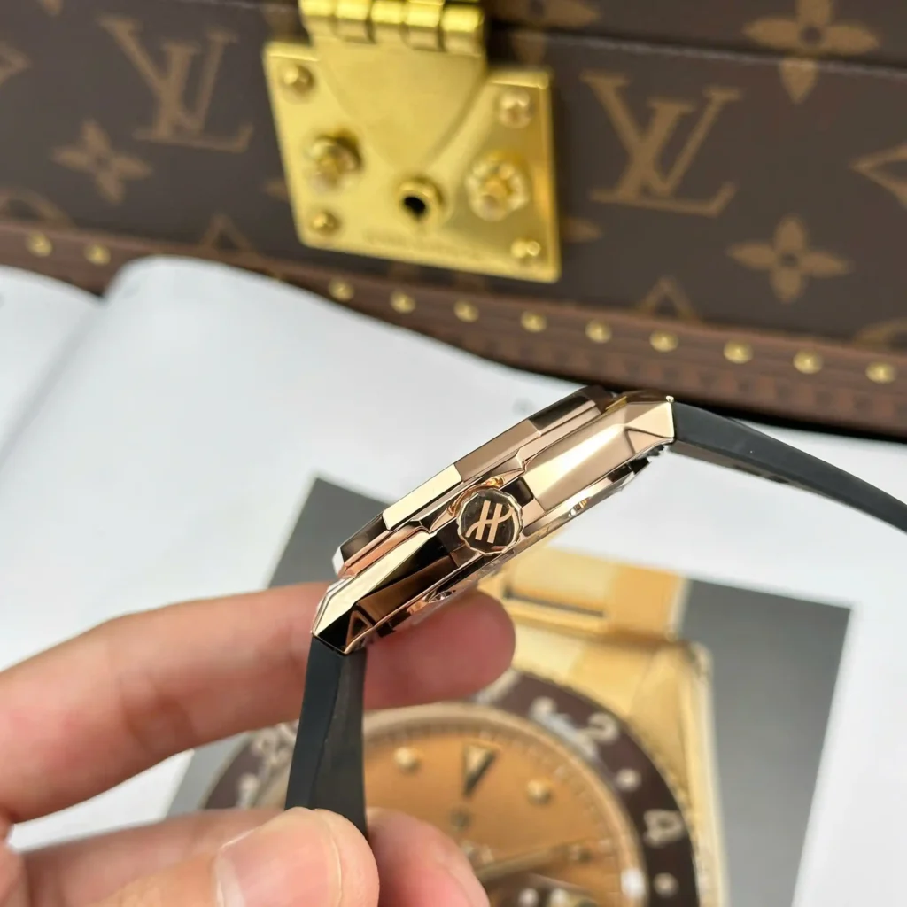 Super Clone Hublot Classic Fusion Orlinski King Gold Alternative Pavé 550.OS.1800.RX.1804.ORL19 40mm – — on leather display