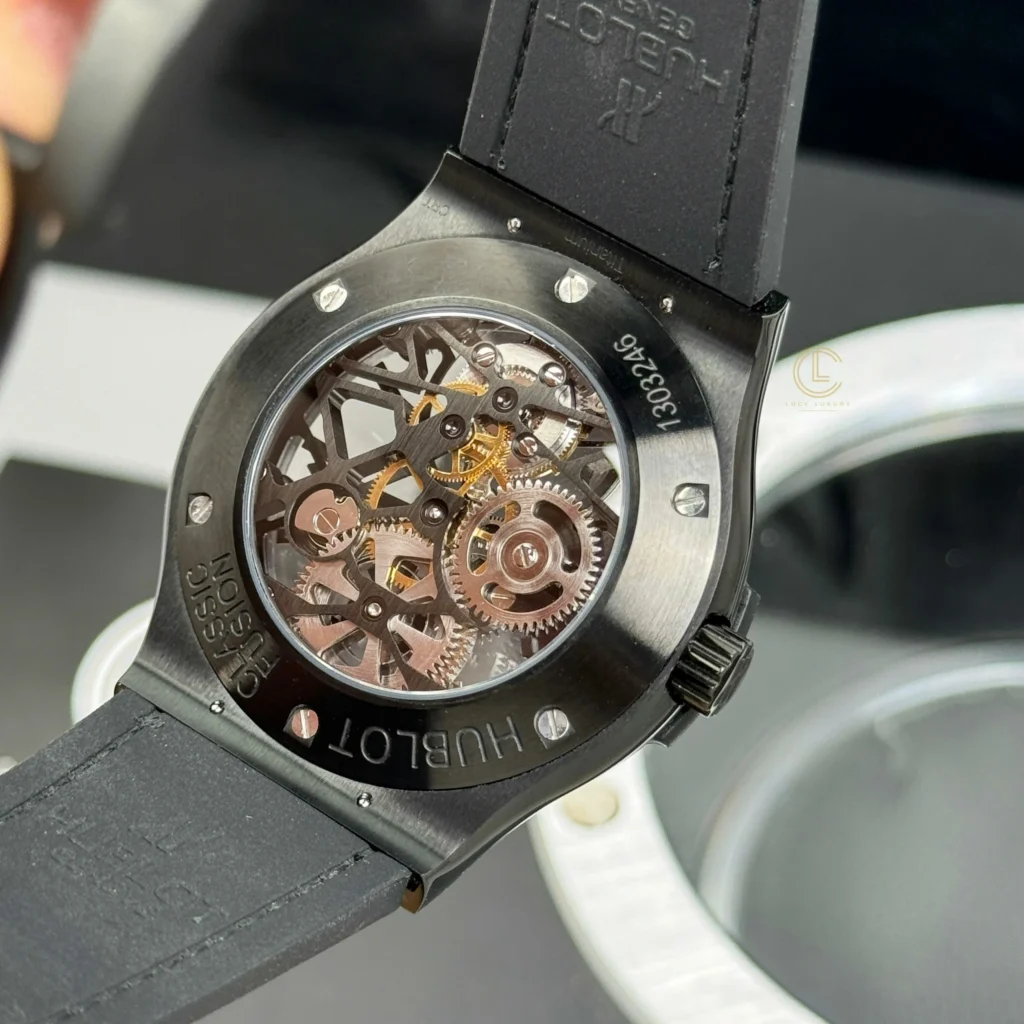 Super Clone Hublot Classic Fusion 45mm Leather Strap Ceramic — side profile